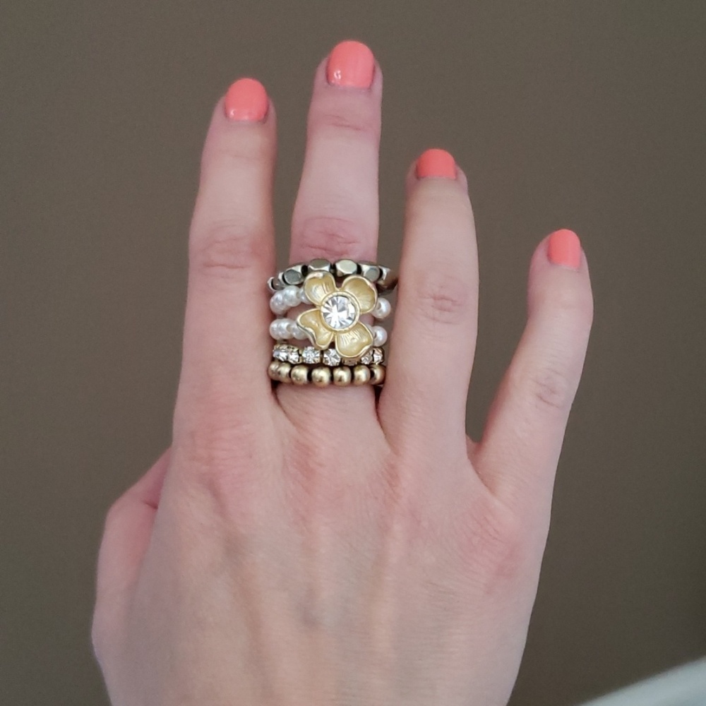 Stackable ring